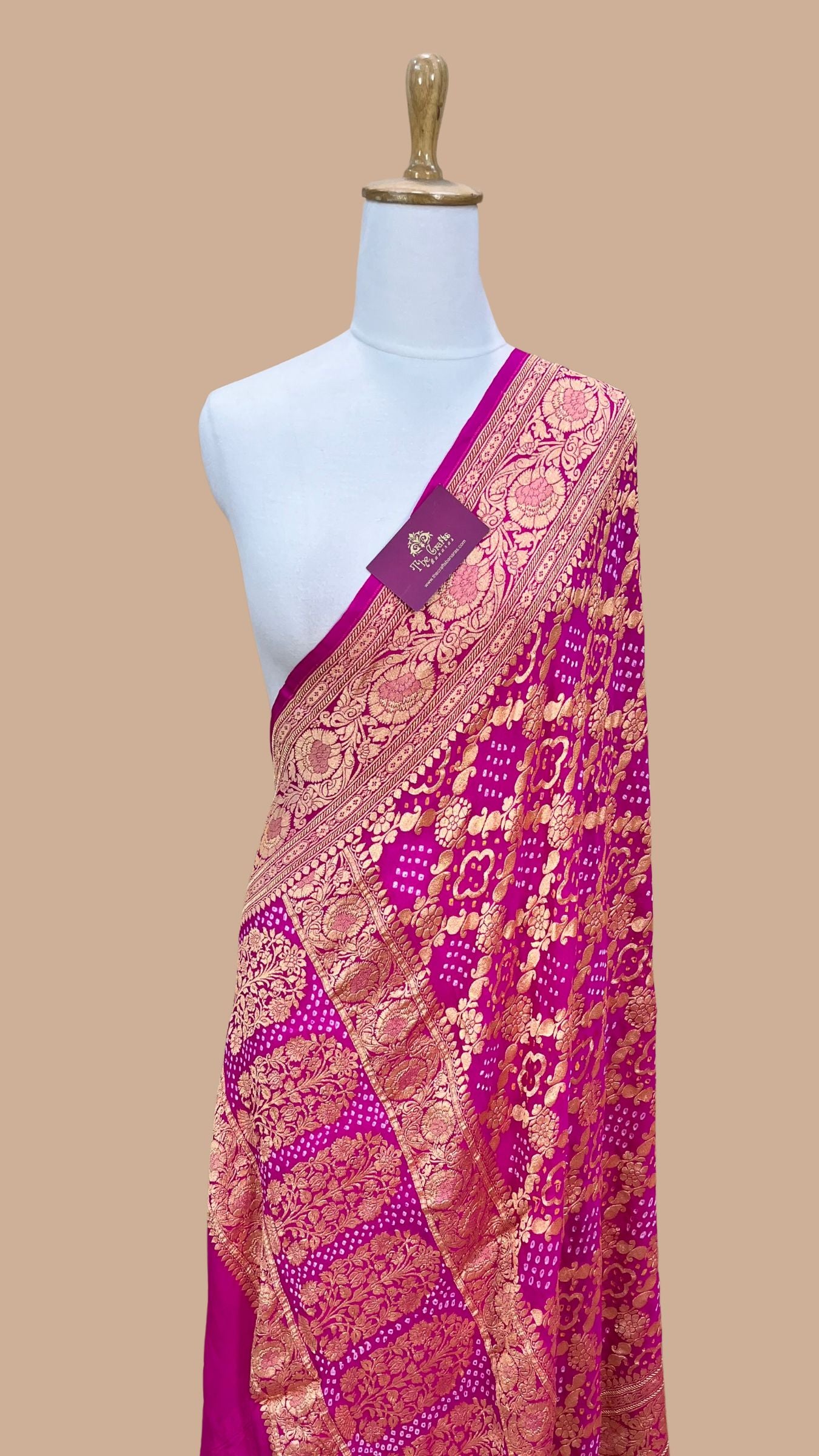 Khaddi Georgette Banarasi Handloom Bandhej Dupatta