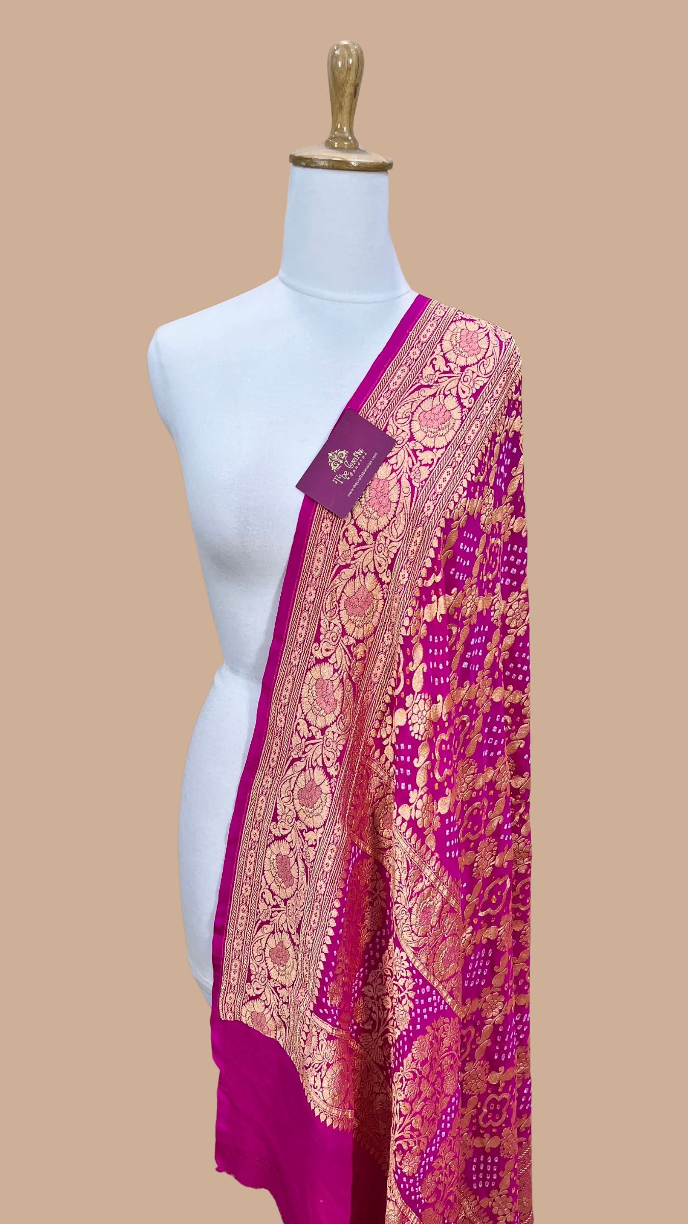 Khaddi Georgette Banarasi Handloom Bandhej Dupatta