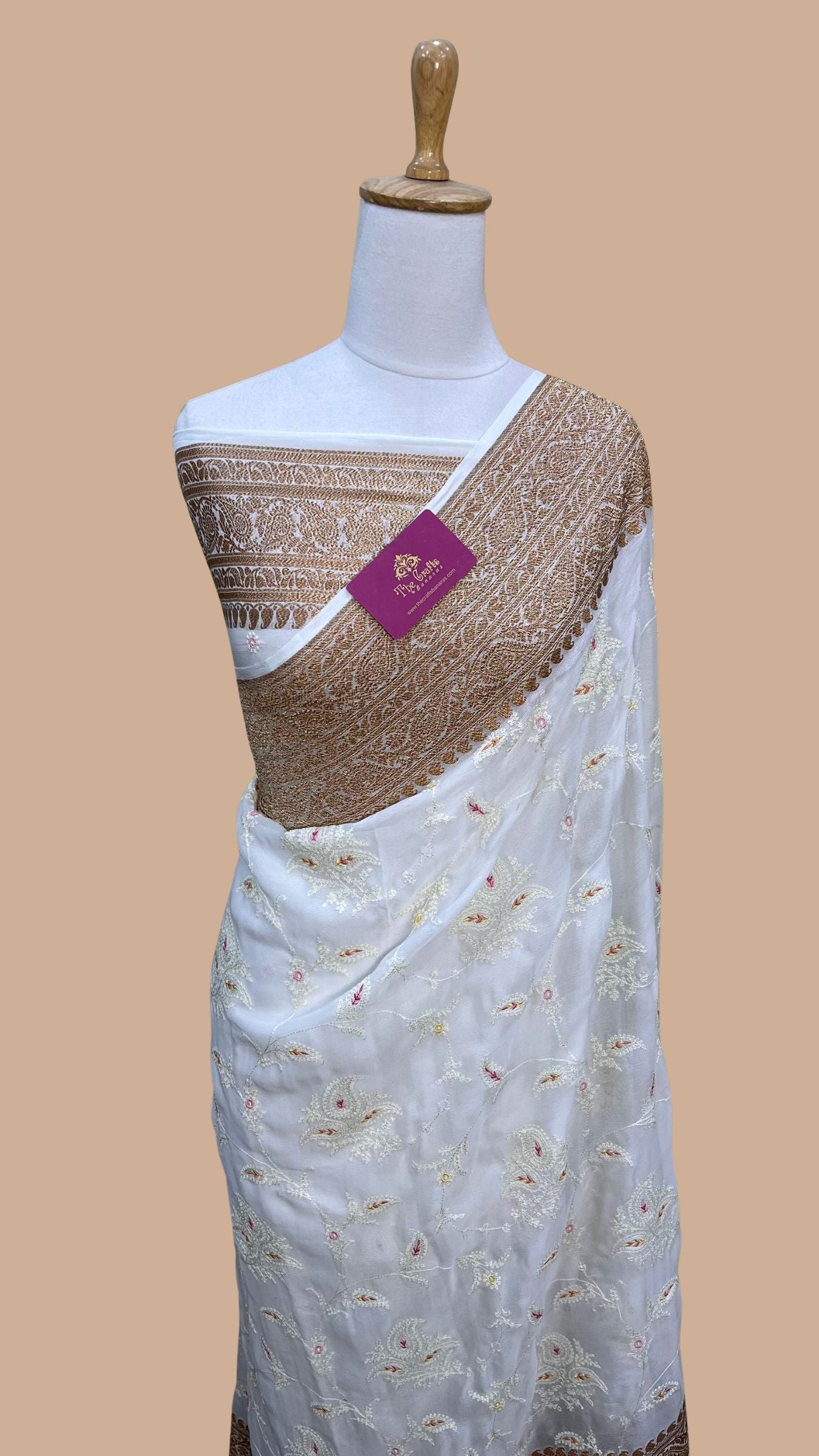 Pure Georgette Handloom Banarasi Saree - With Chikankari All Over