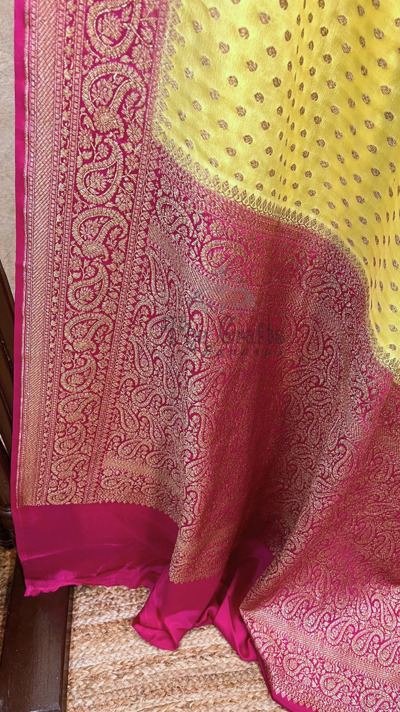 Pure Crepe Georgette Banarasi Saree - Antique Zari