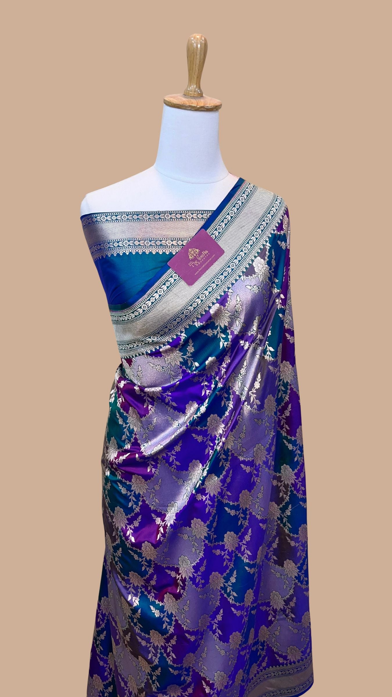 Rangkat Pure Katan Silk Handloom Banarasi Saree - All over Jaal work