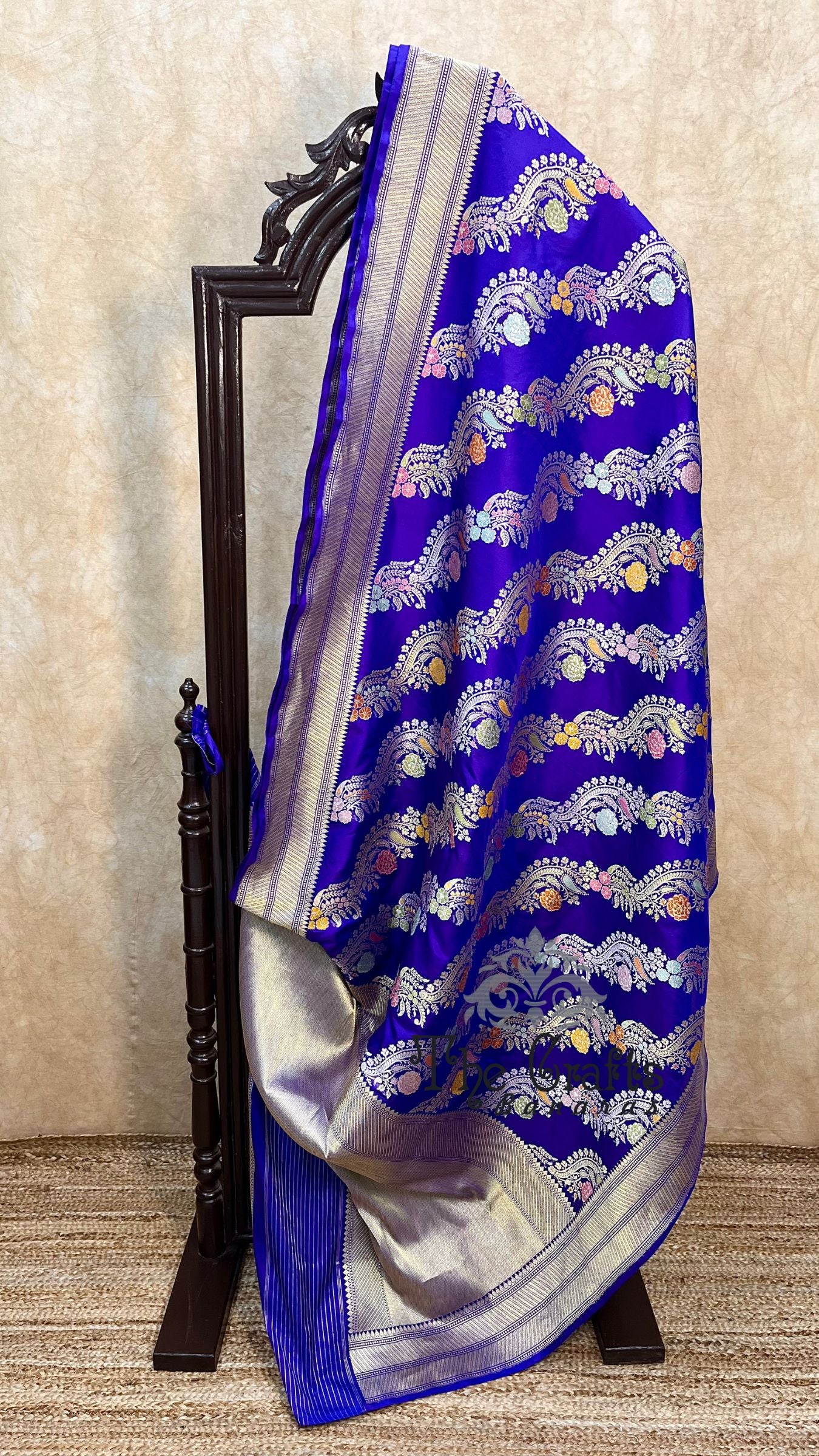 Pure Katan Silk Handloom Banarasi Saree - All Over Kadiyal Jaal Work
