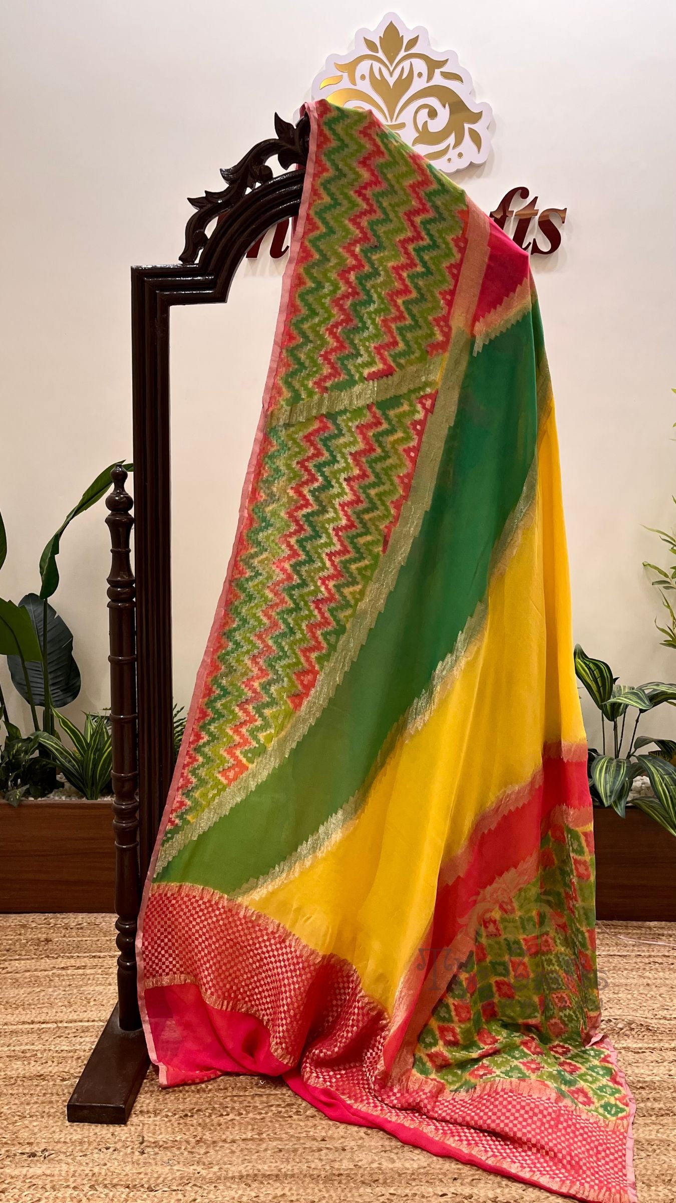Rangkat Khaddi Georgette Handloom Banarasi Saree