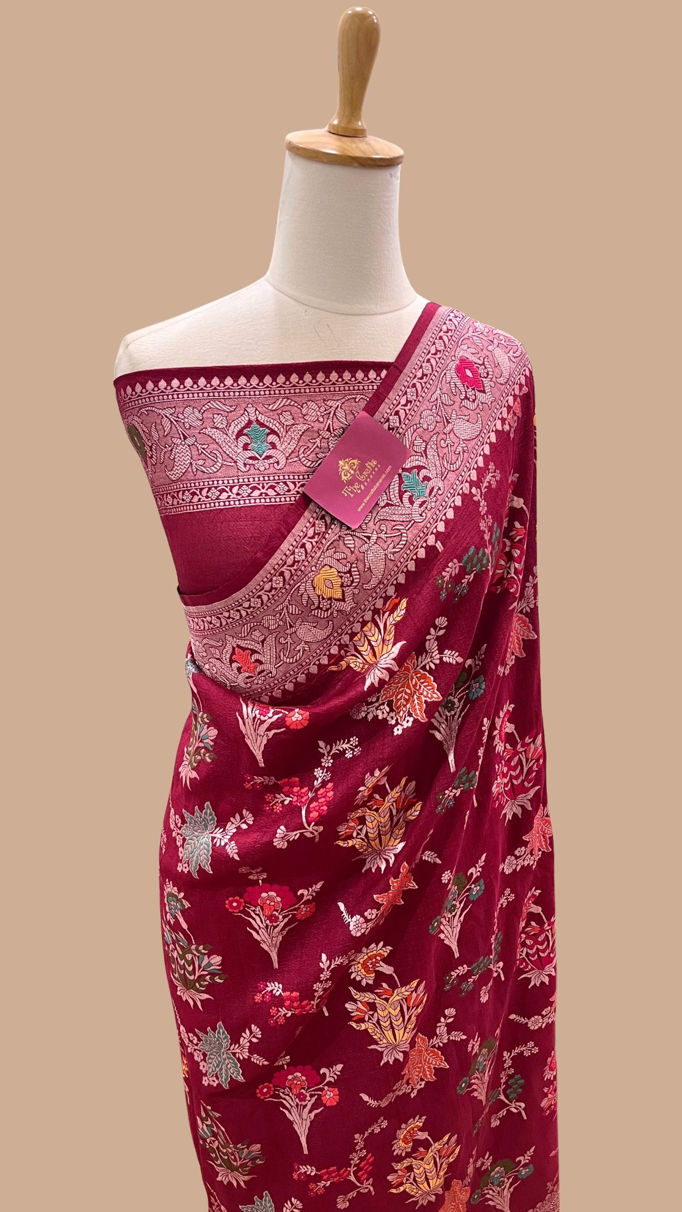 Tussar Georgette Handloom Banarasi Saree - Jaal with Meenakari