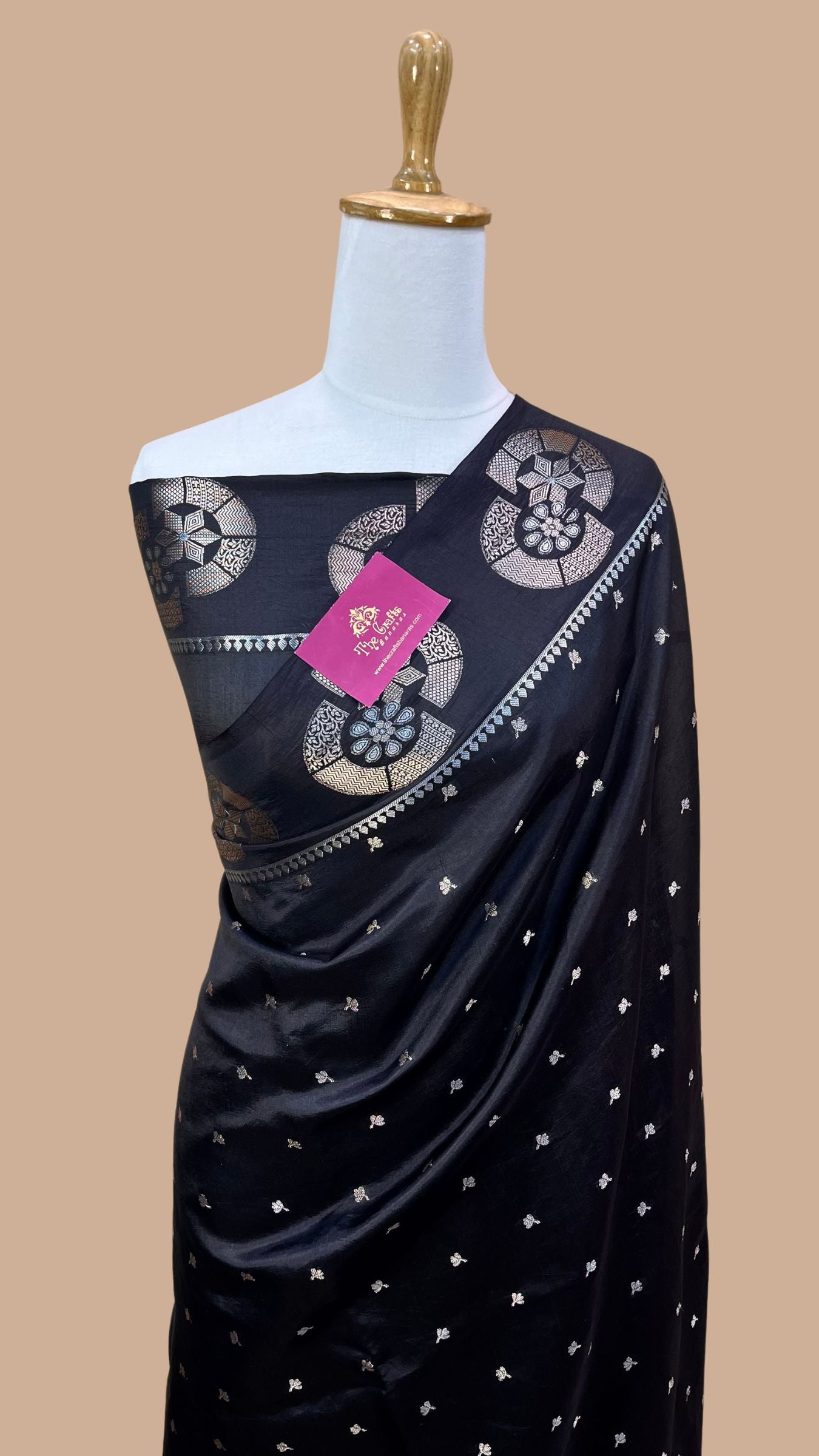 Pure Raw Mango Silk Handloom Banarasi Saree