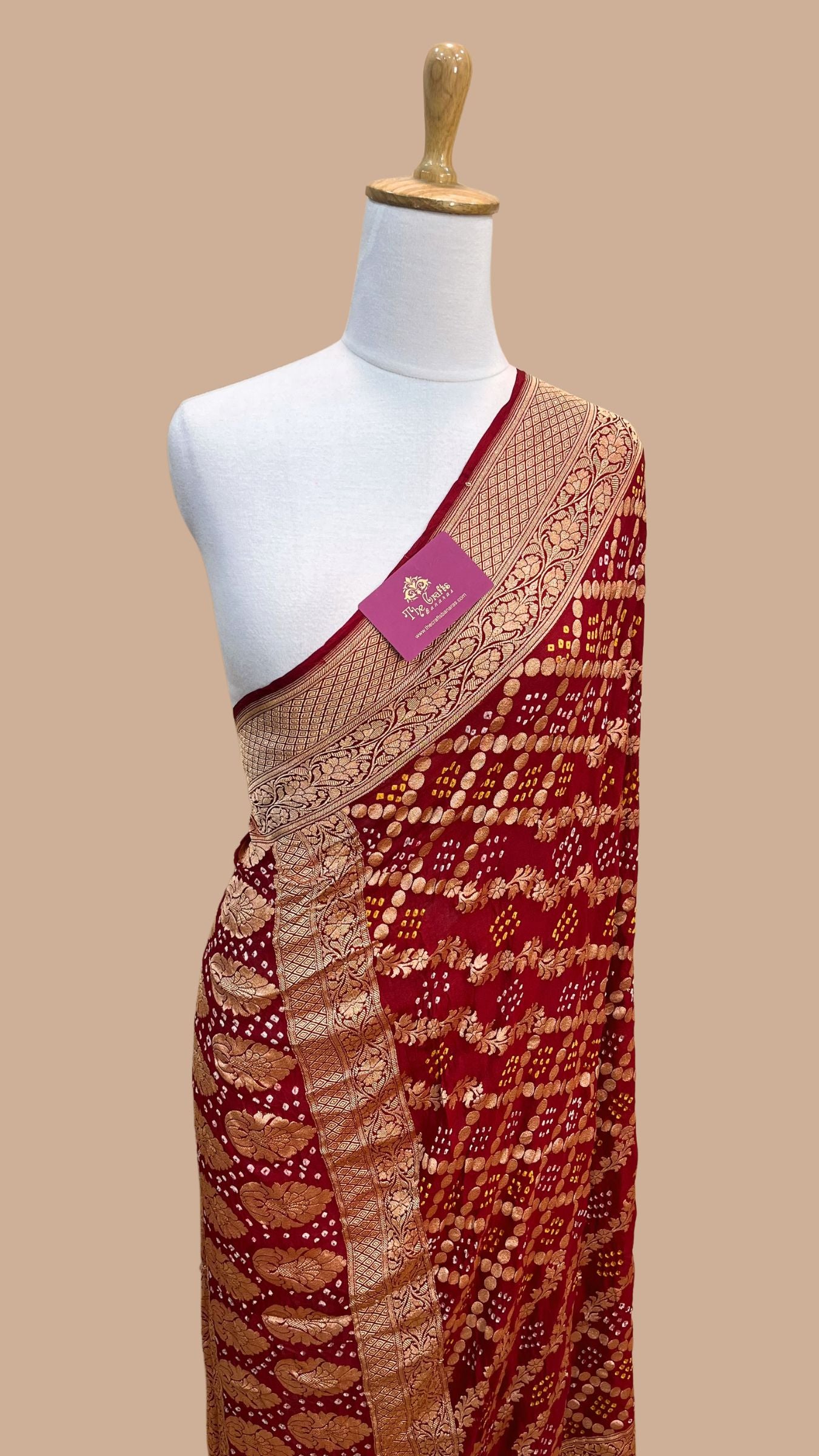 Khaddi Georgette Banarasi Handloom Bandhej Dupatta