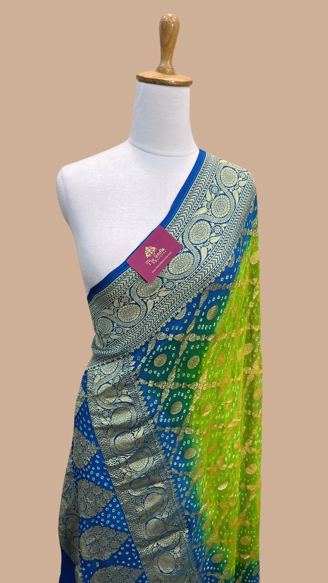 Khaddi Georgette Banarasi Handloom Bandhej Dupatta