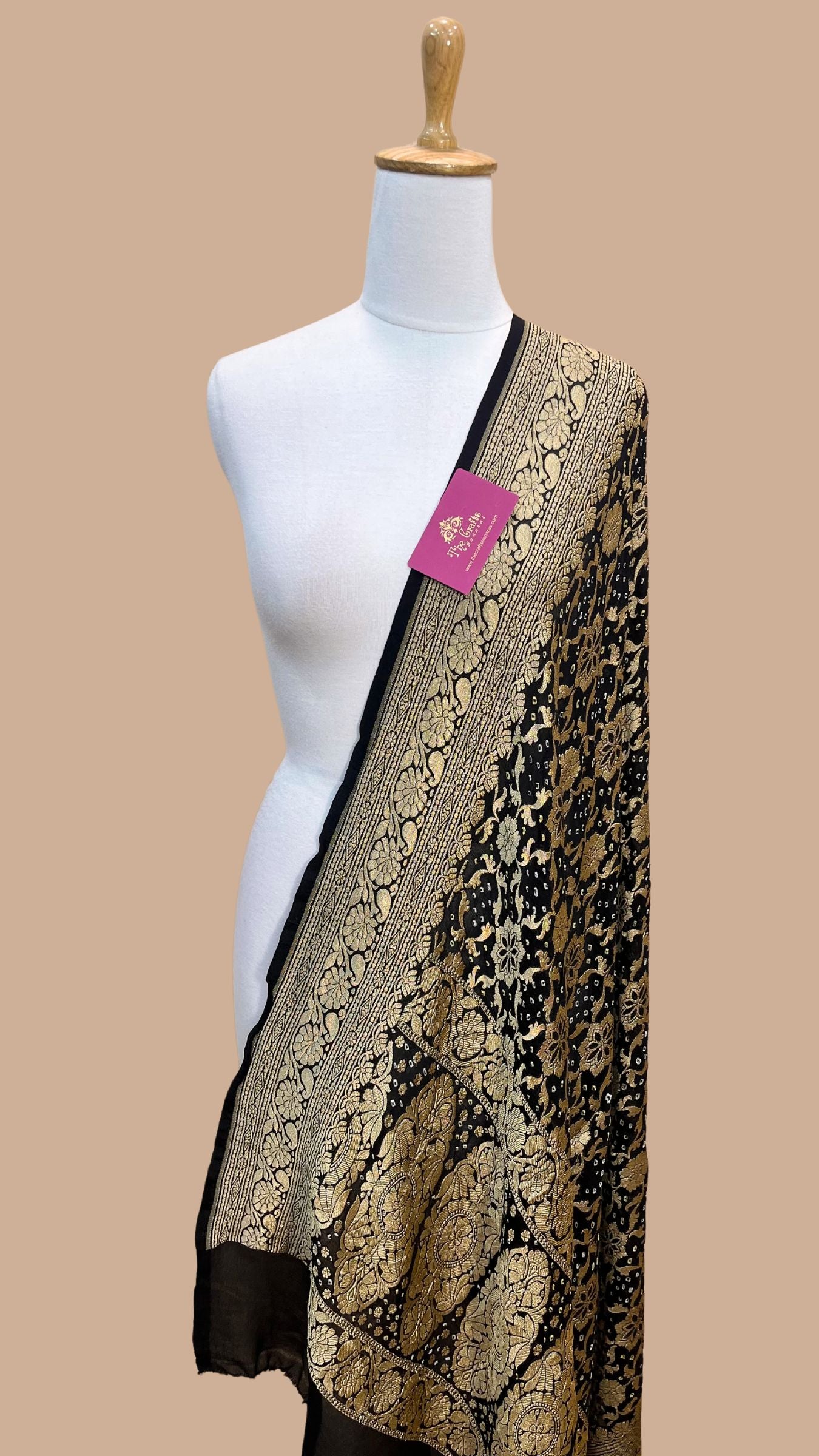 Khaddi Georgette Banarasi Handloom Bandhej Dupatta