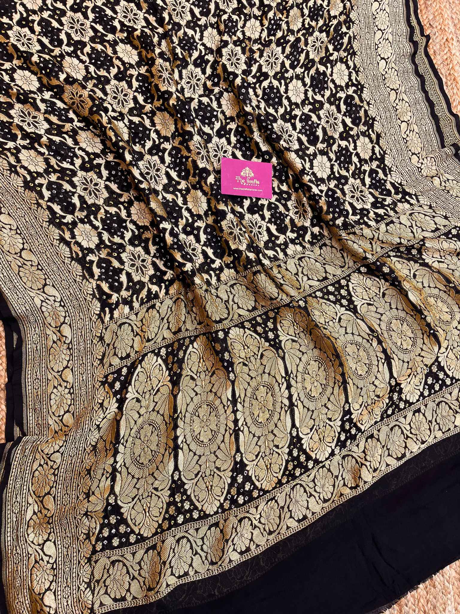 Khaddi Georgette Banarasi Handloom Bandhej Dupatta