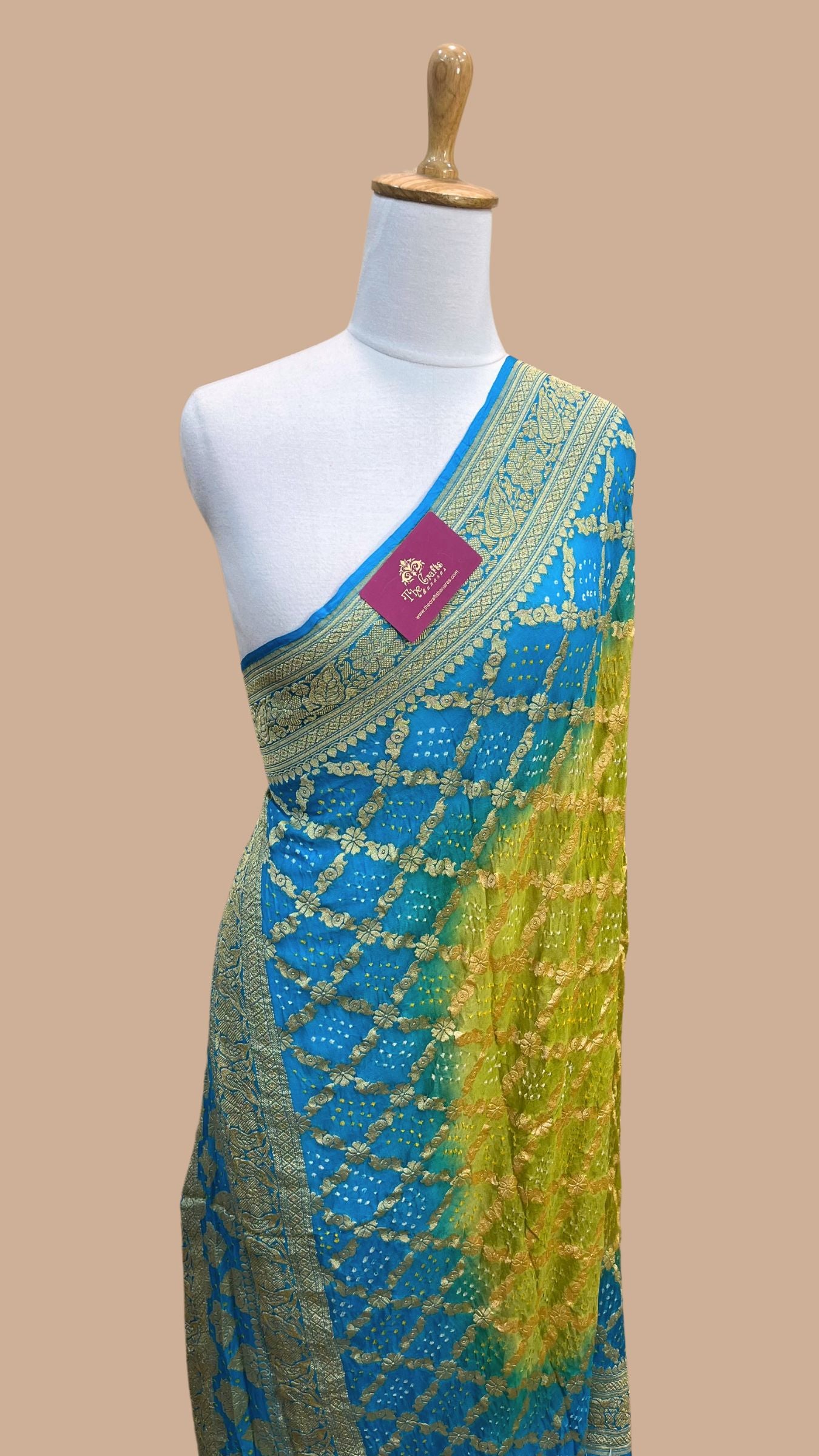 Khaddi Georgette Banarasi Handloom Bandhej Dupatta