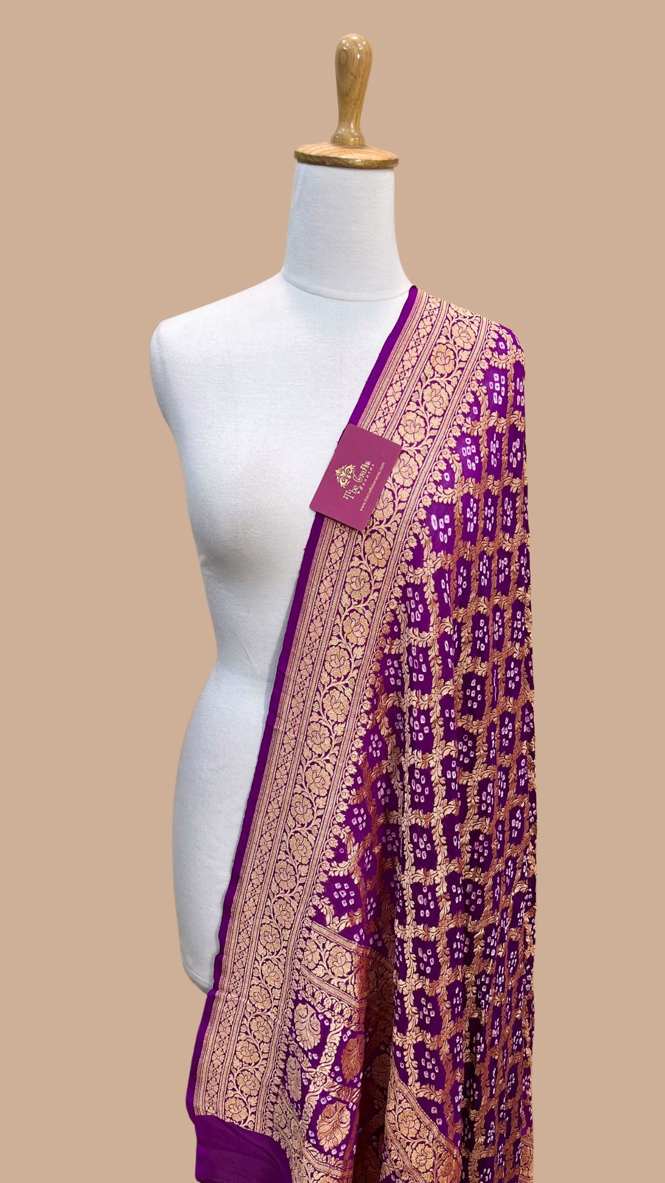 Khaddi Georgette Banarasi Handloom Bandhej Dupatta