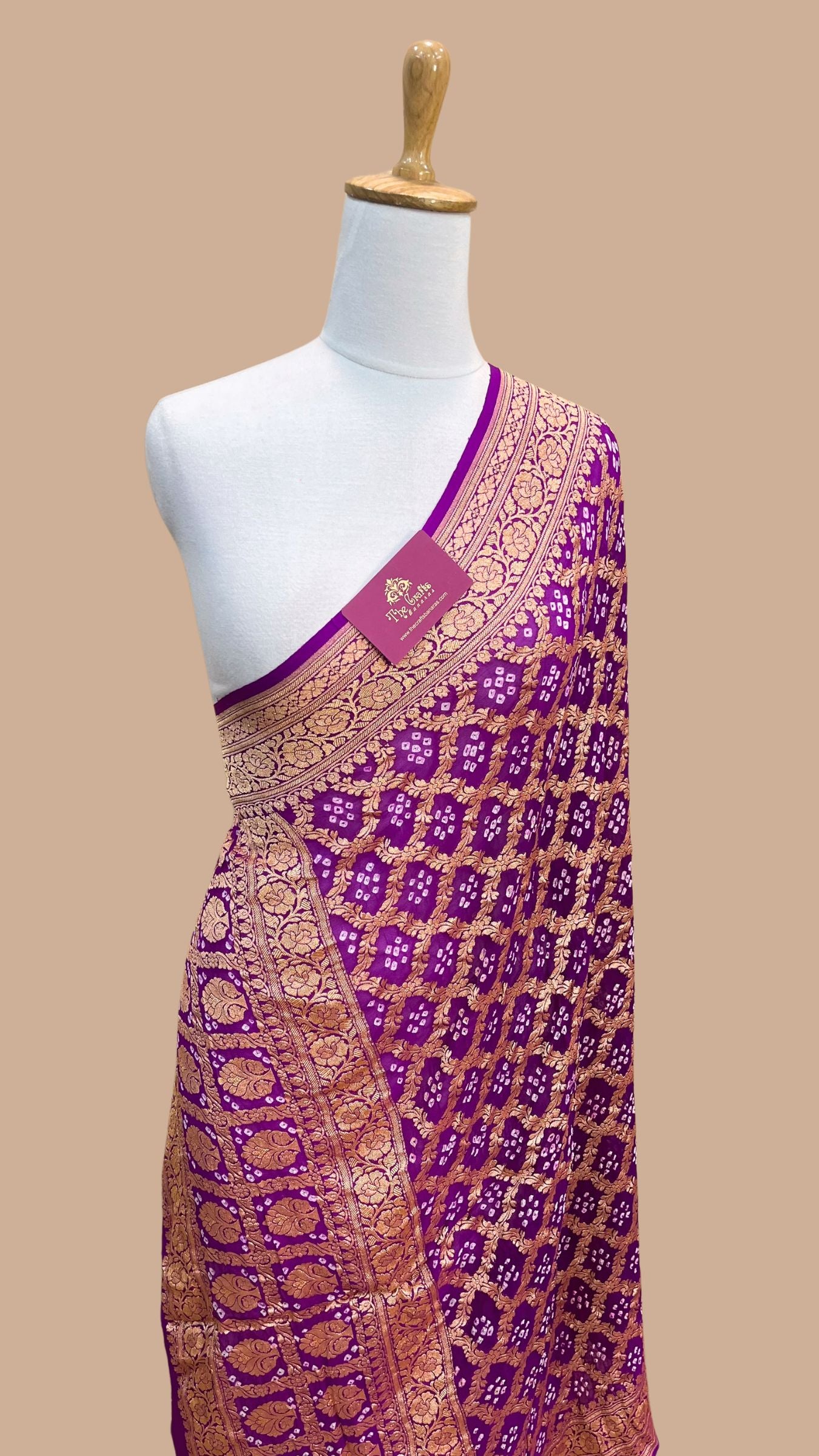 Khaddi Georgette Banarasi Handloom Bandhej Dupatta