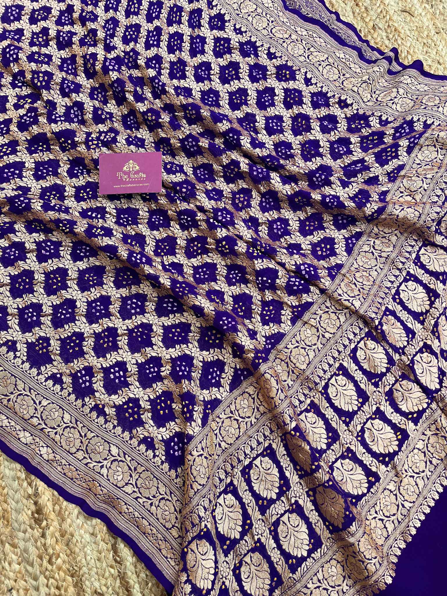 Khaddi Georgette Banarasi Handloom Bandhej Dupatta