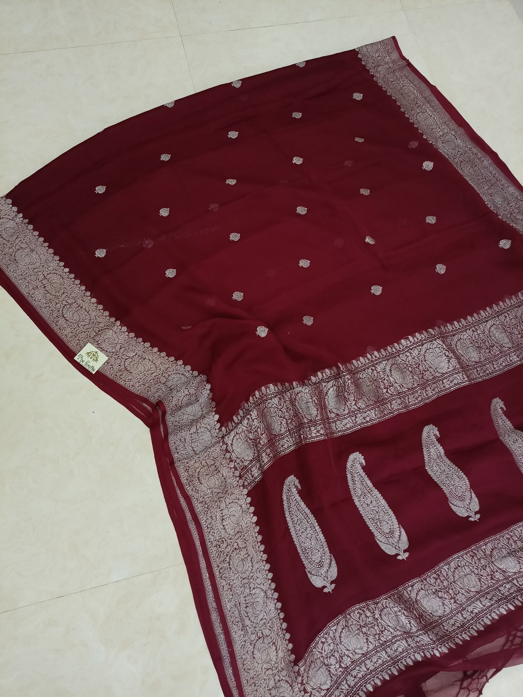 Pure Handloom Georgette Banarasi Saree - Silver Zari