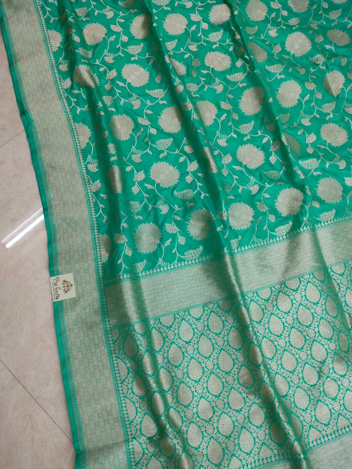 Pure Katan Silk Handloom Banarasi Saree - Jaal work