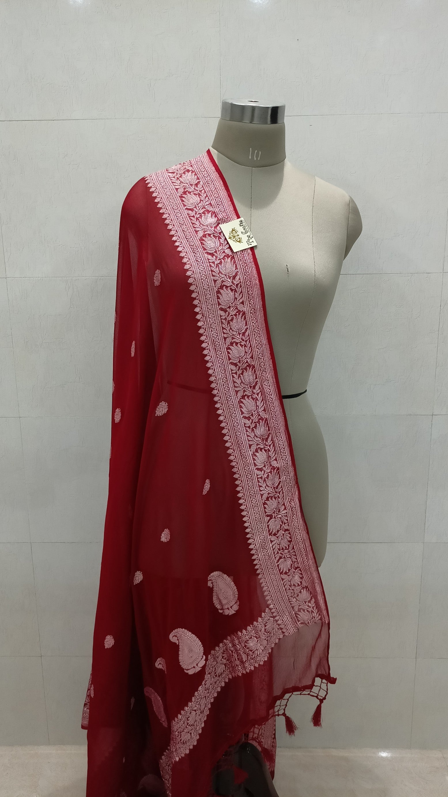 Pure Georgette Banarasi Handloom Dupatta - Silver zari