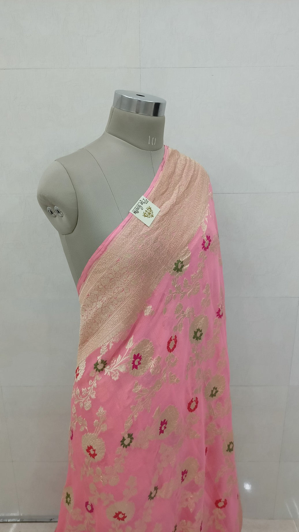 Khaddi Georgette Handloom Banarasi Saree - Jaal with Meenakari