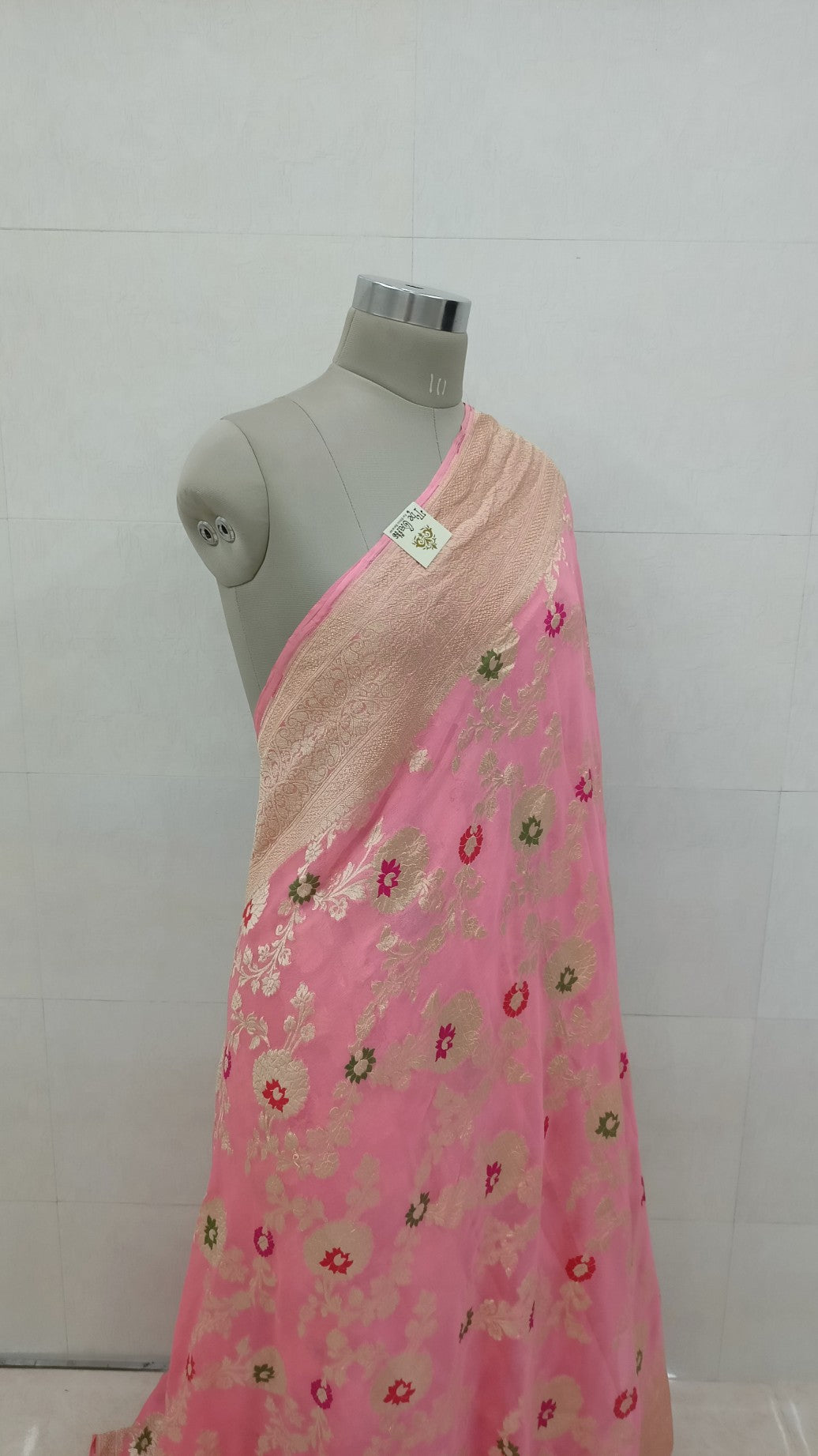 Khaddi Georgette Handloom Banarasi Saree - Jaal with Meenakari