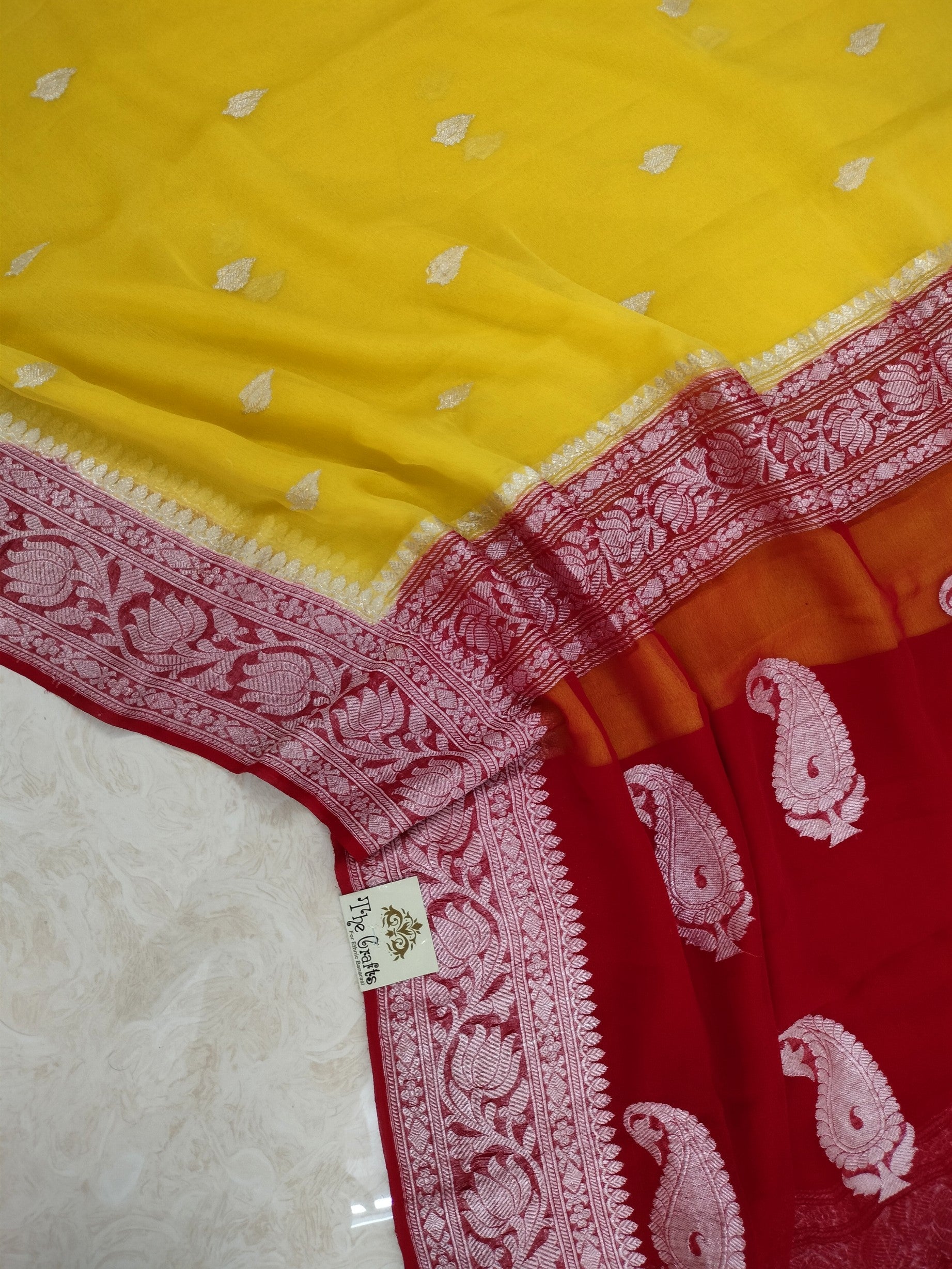 Pure Georgette Banarasi Handloom Saree - Silver Zari