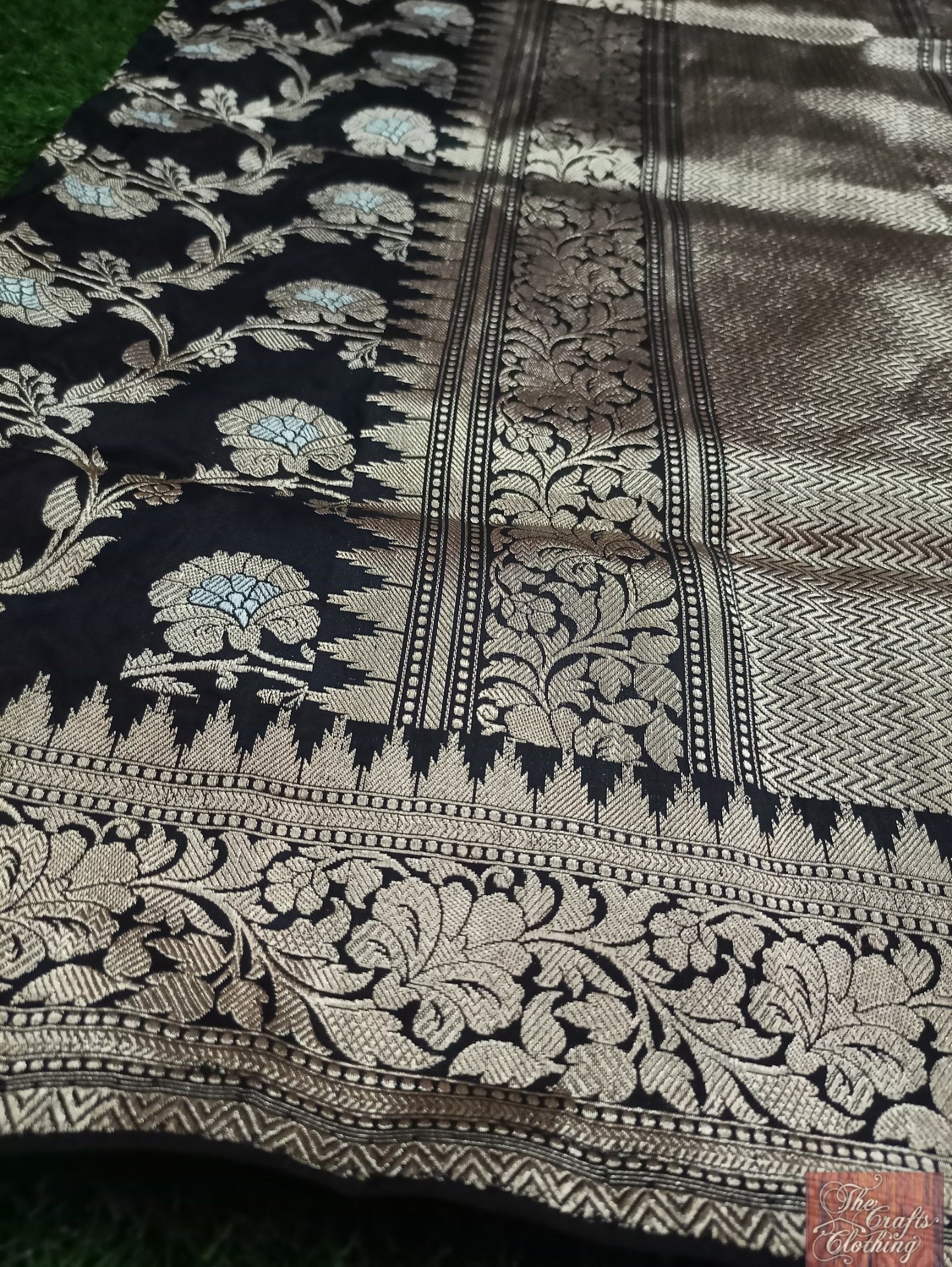 Pure Katan Silk Banarasi Handloom Kadhua Dupatta - Jangla - The Crafts Clothing