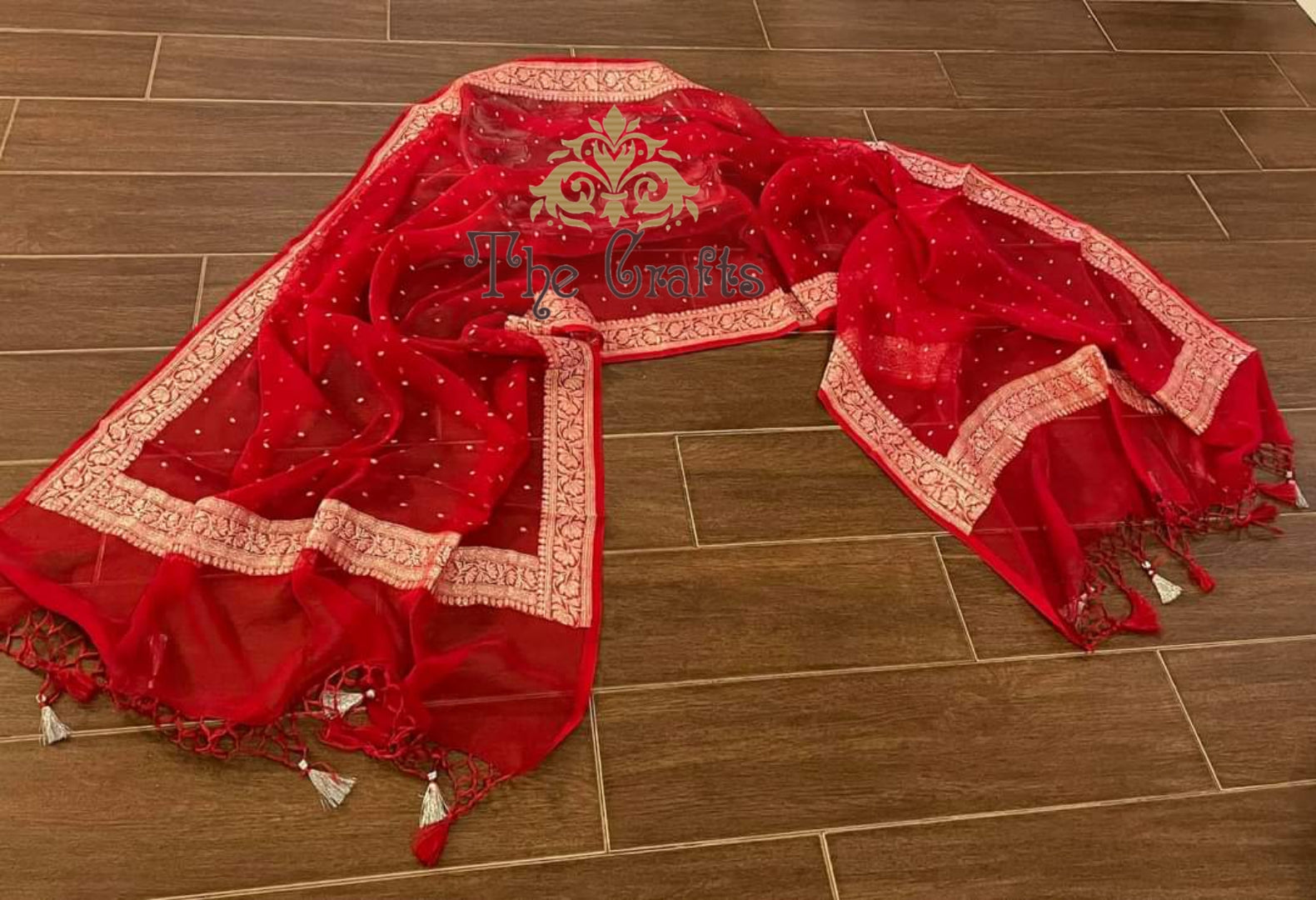 Khaddi Georgette Banarasi Handloom Dupatta - The Crafts Clothing