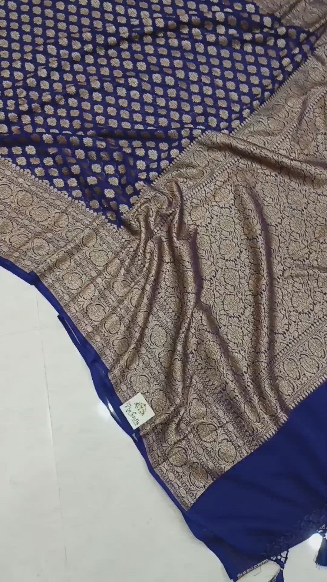 Khaddi Georgette Banarasi Saree - Antique Zari