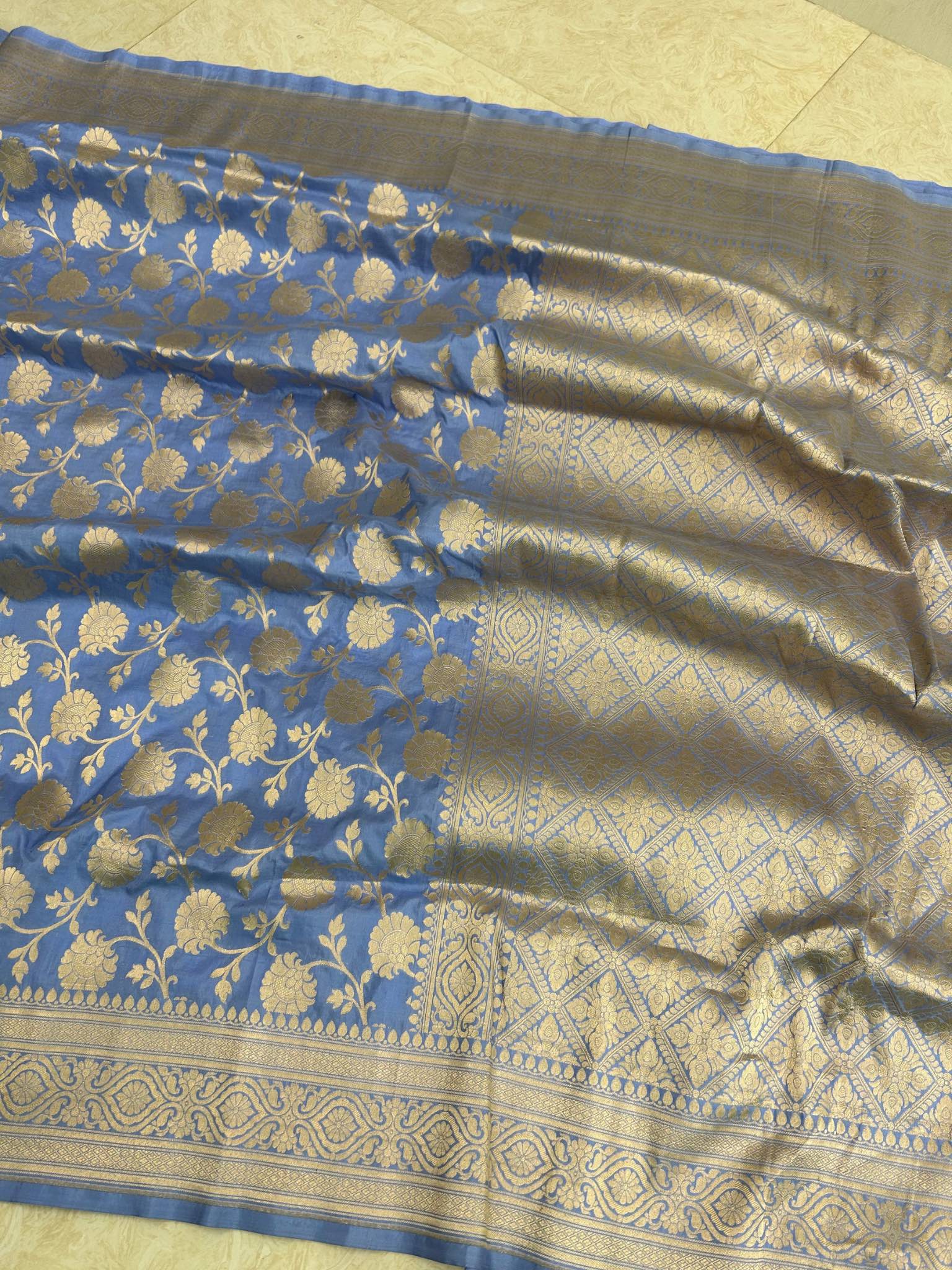 Pure Katan Silk Handloom Banarasi Saree - Jaal work