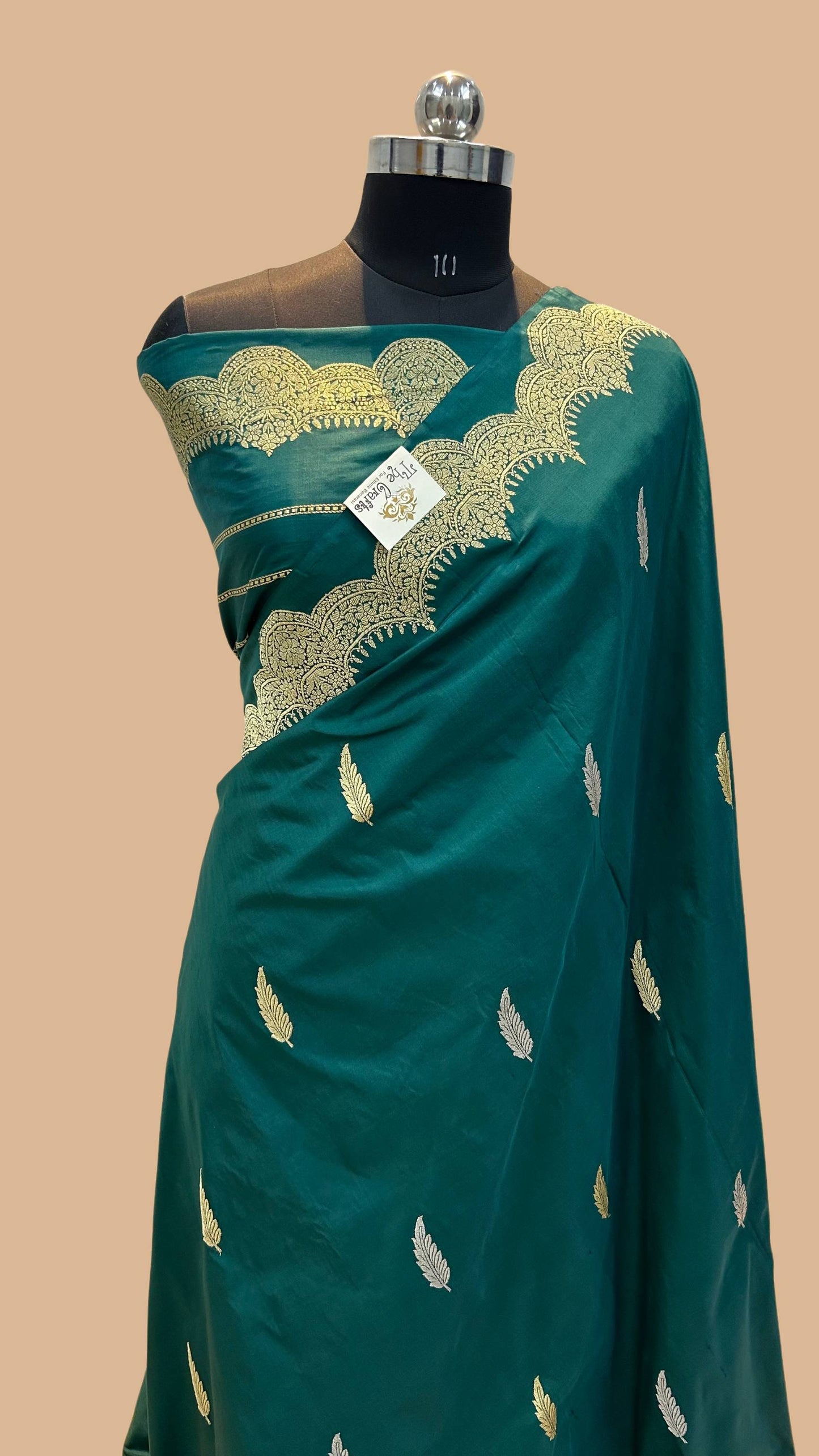Pure Katan Silk Handloom Banarasi Saree - Sona roopa with kadhua border