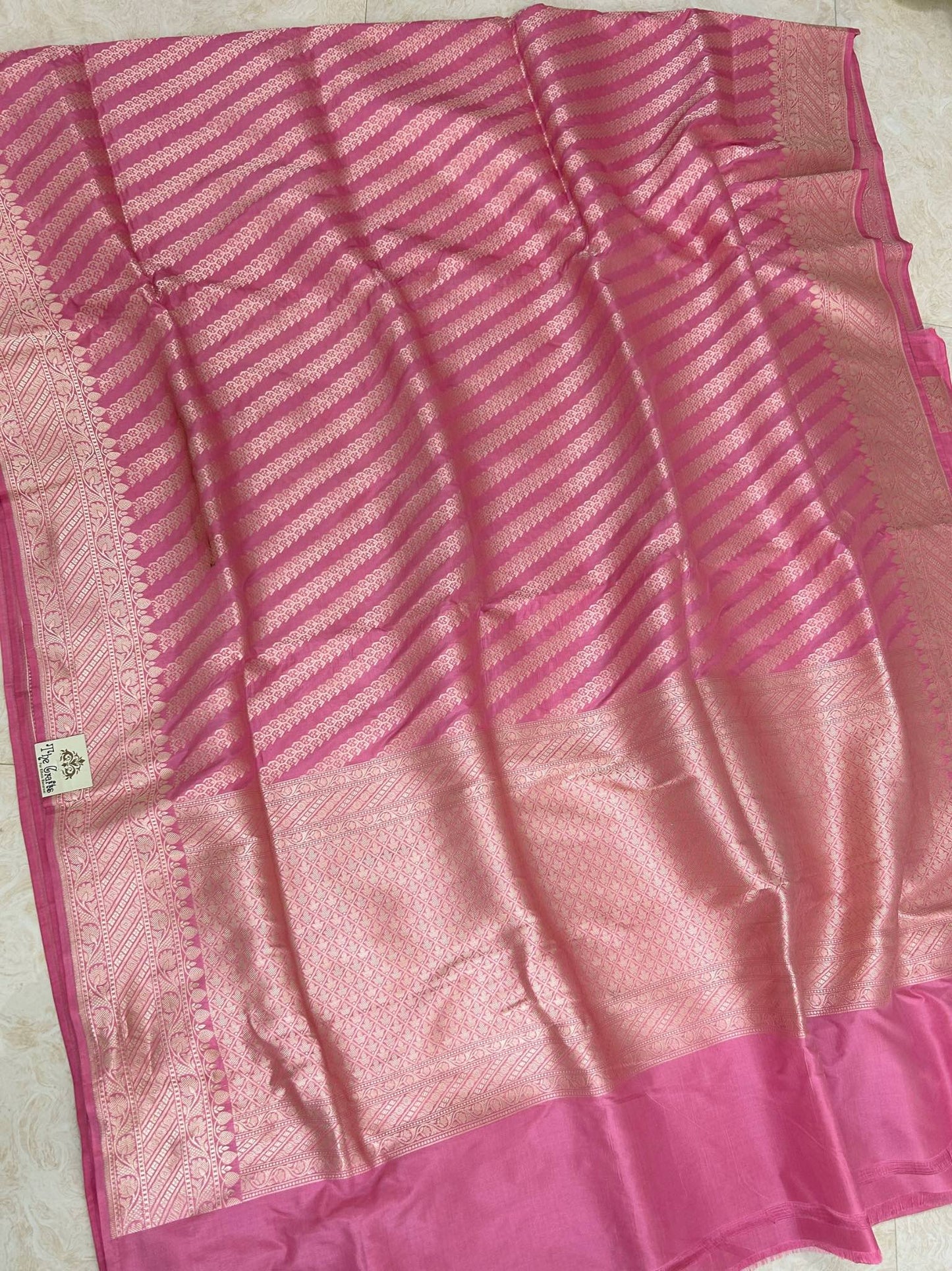 Pure Katan Silk Handloom Banarasi Saree - Jaal work