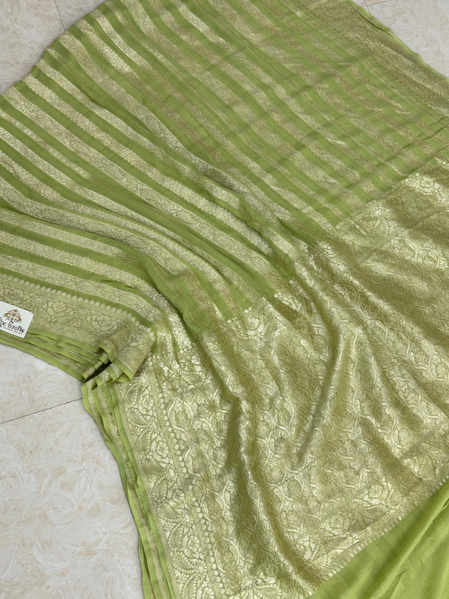 Khaddi Georgette Handloom Banarasi Saree - Water Zari