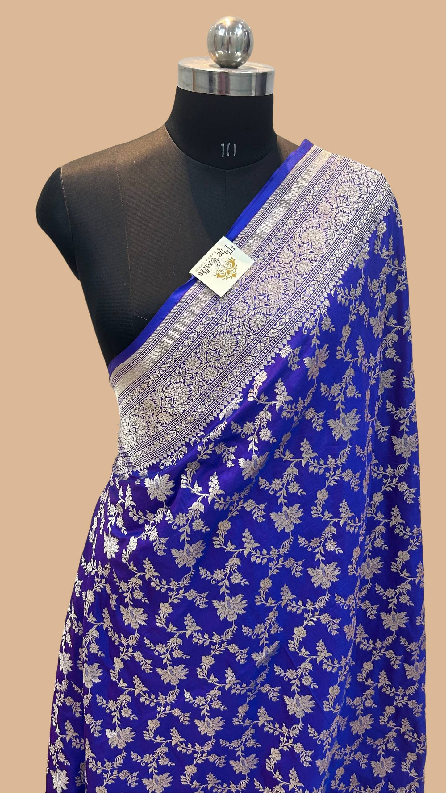 Pure Katan Silk Handloom Banarasi Saree - Jaal Work