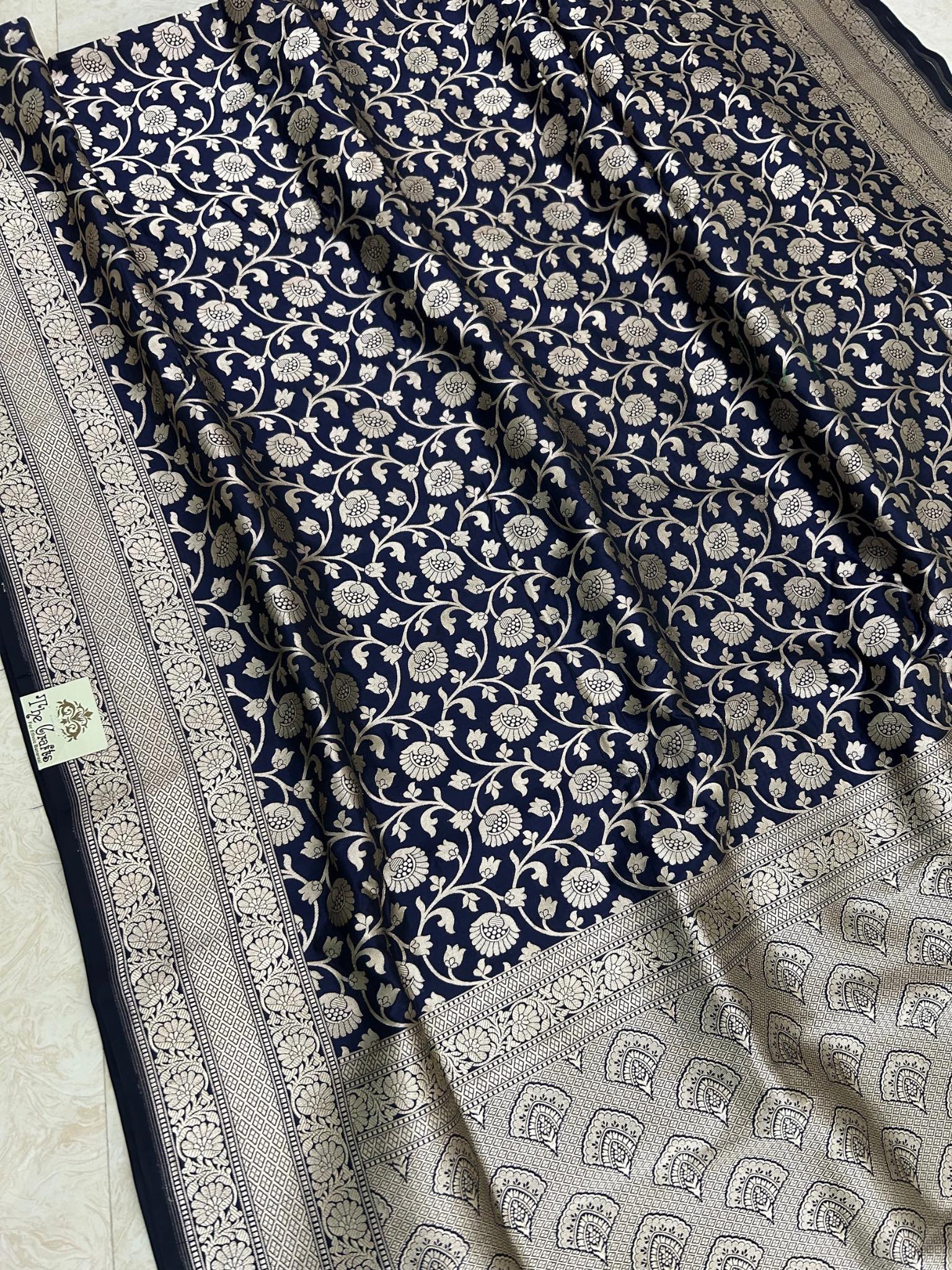 Pure Katan Silk Handloom Banarasi Saree - Jaal work