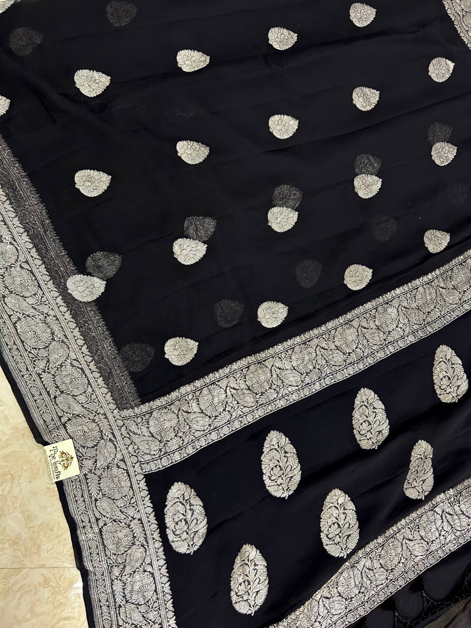 Pure Georgette Banarasi Handloom Saree - Silver Zari