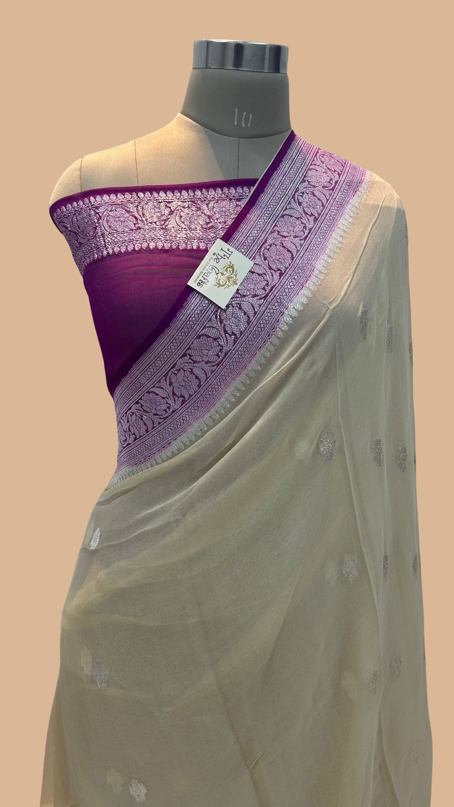 Pure Georgette Banarasi Handloom Saree - Silver Zari