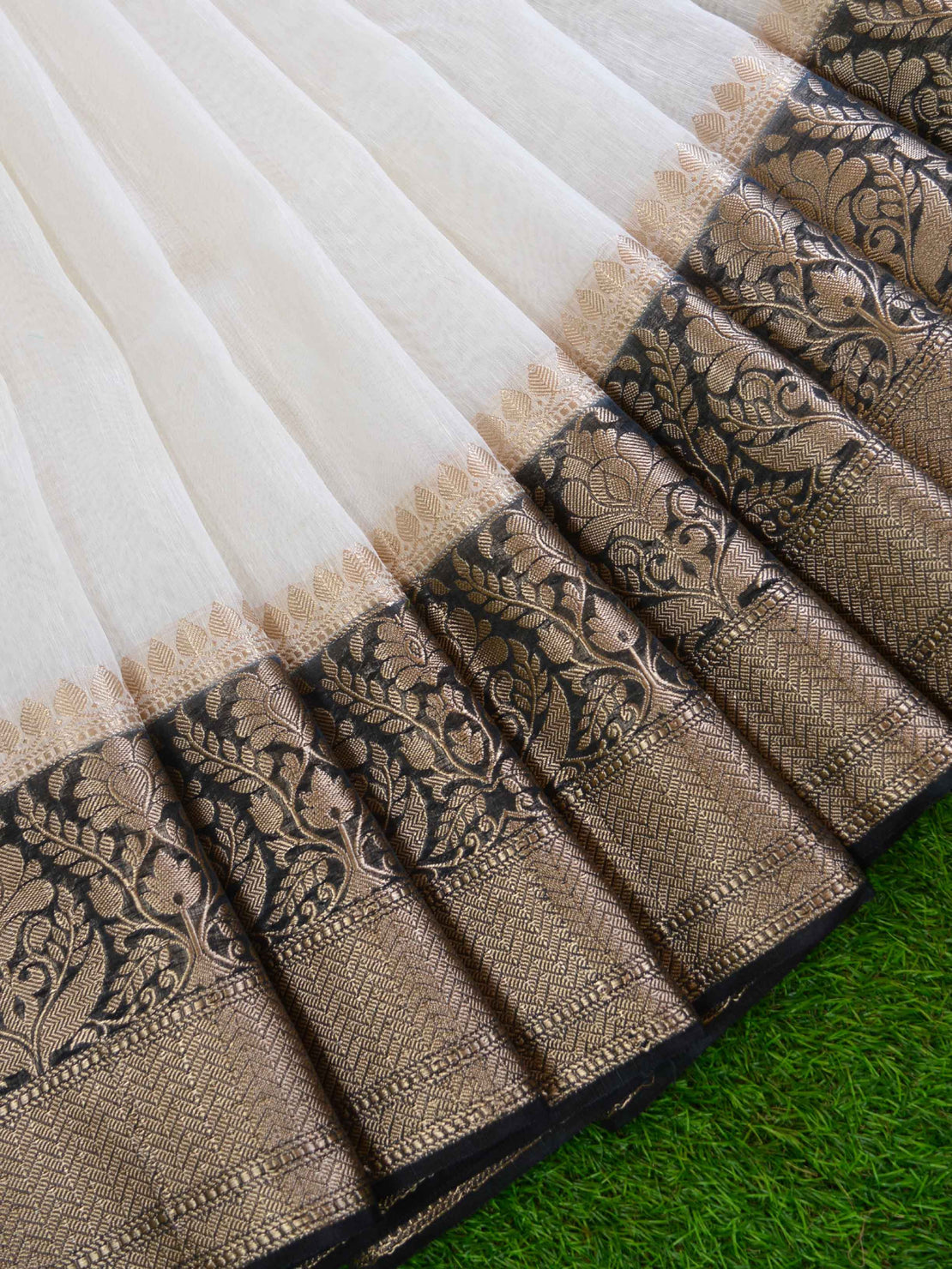 Pure Linen Banarasi Saree