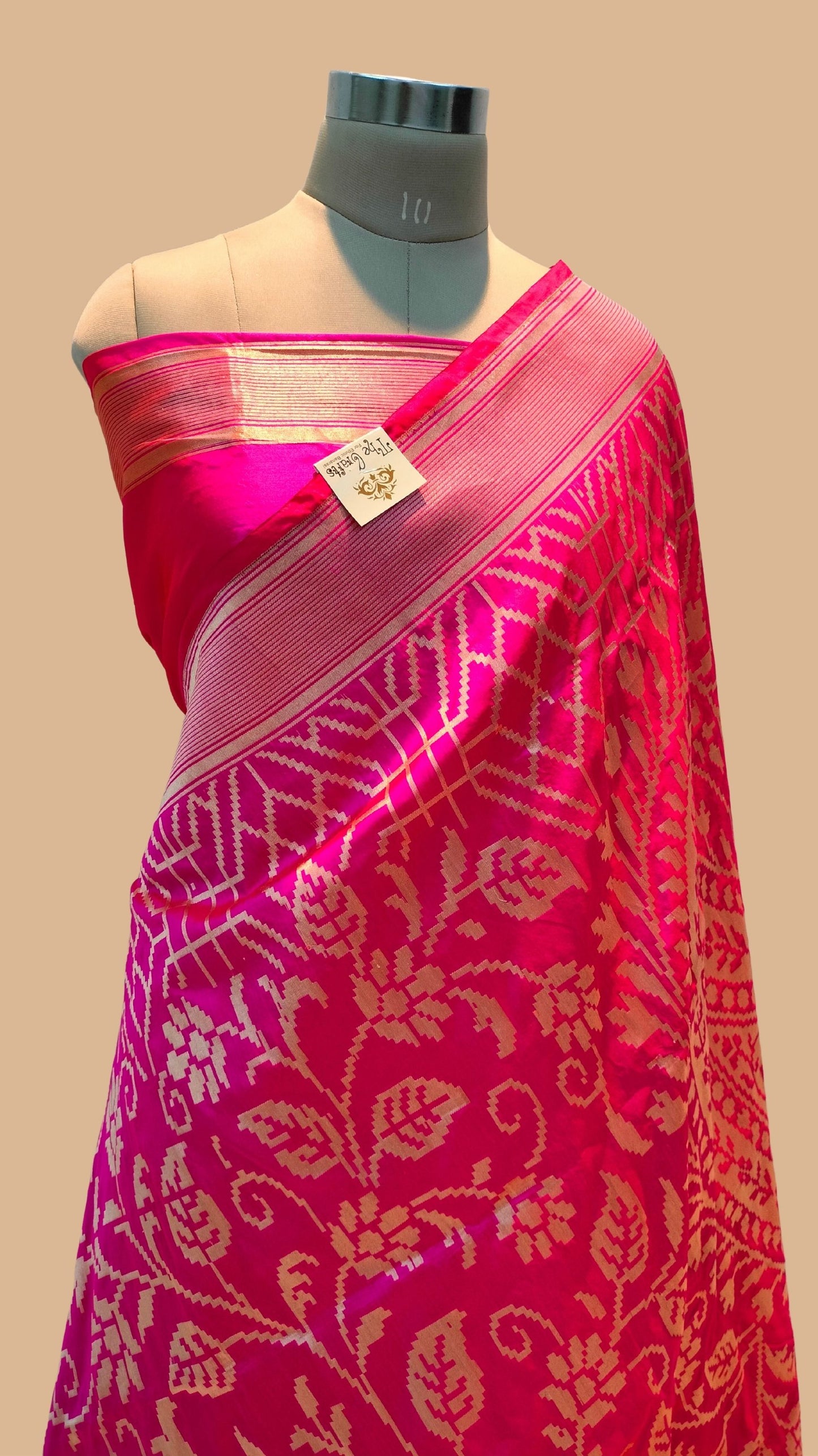 Hot Pink Pure Katan Silk Handloom Banarasi Saree - Jangla